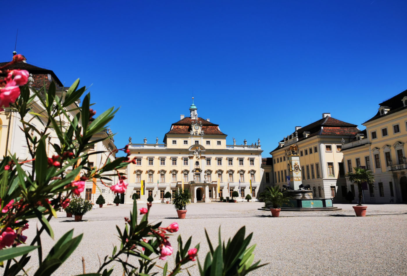 Residenzschloss Ludwigsburg mit Ansicht des Innenhofes